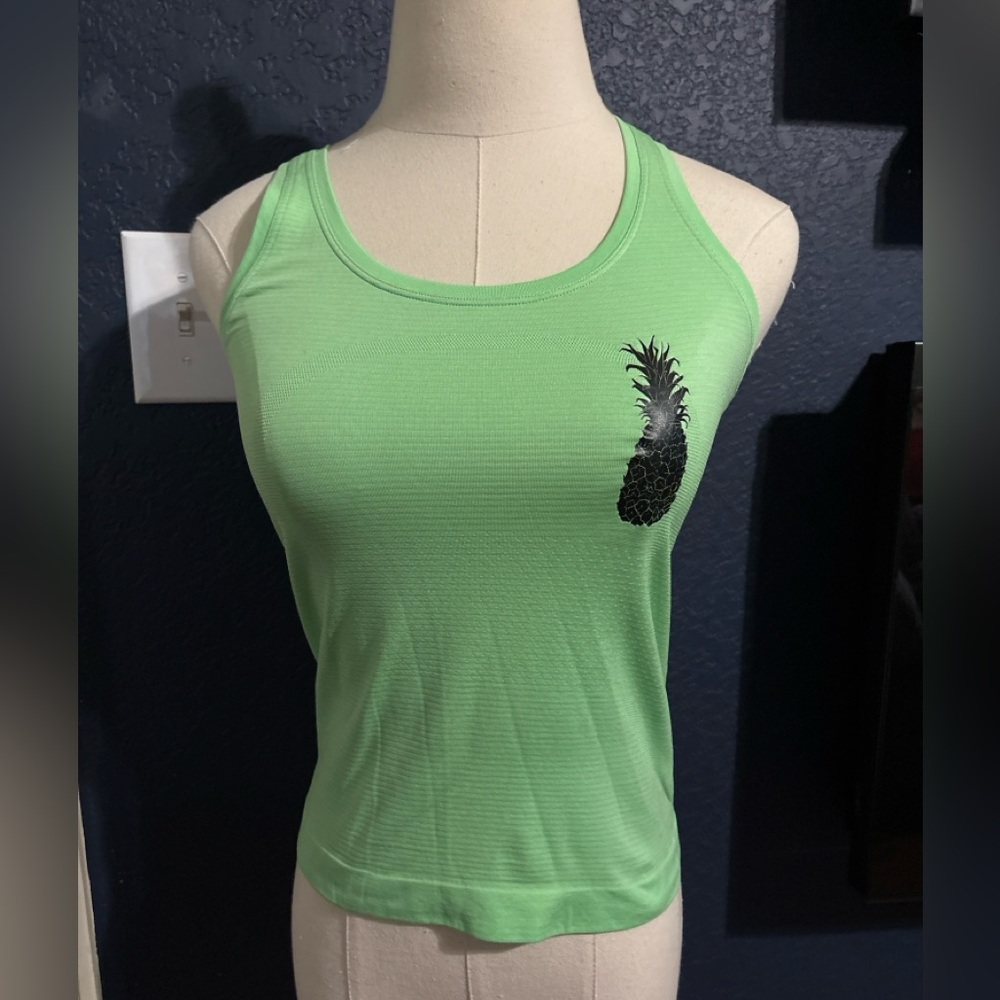 Lululemon Tank Top Size 2 Green Racerback Pineapple Print Athletic